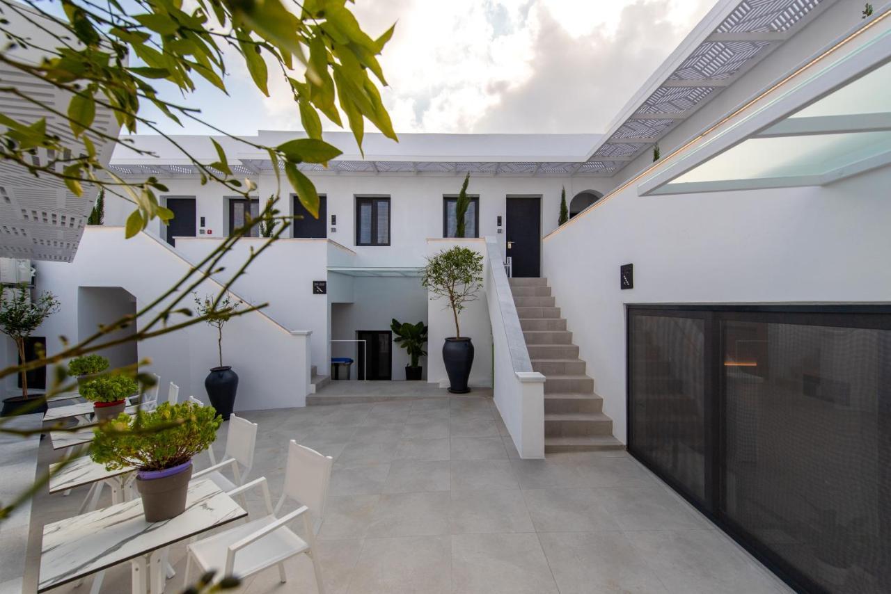Central Boutique Hotel By Naoussa Hills Adults Only Bagian luar foto