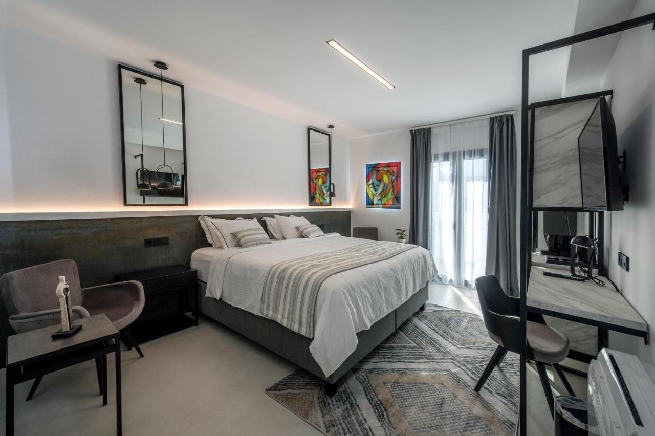 Central Boutique Hotel By Naoussa Hills Adults Only Bagian luar foto
